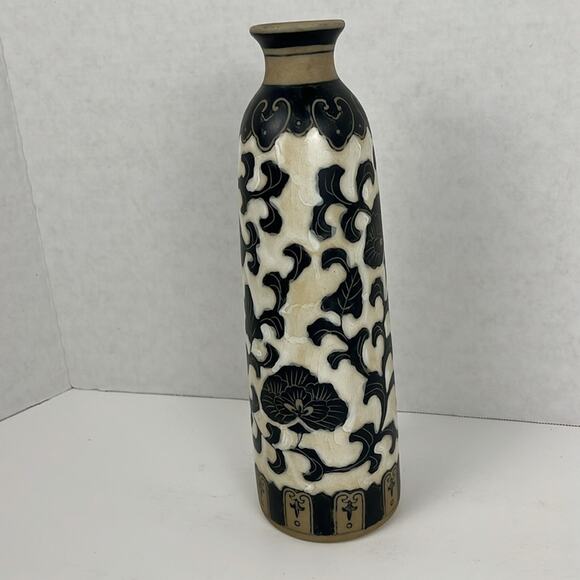 Pottery Vase Floral Vine Black White Tan 12 Inch Decor - Picture 3 of 8
